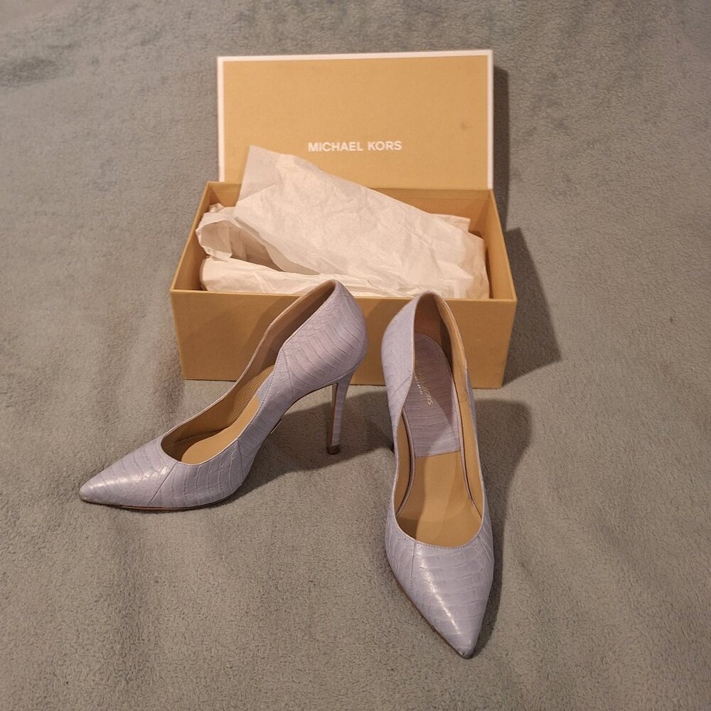 MICHAEL KORS-Snake Skin Pump-Avra 4" High Heel-Sky Blue Size 37 (5.5 US)